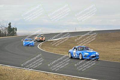 media/Jan-26-2025-CalClub SCCA (Sun) [[cfcea7df88]]/Group 1/Race/